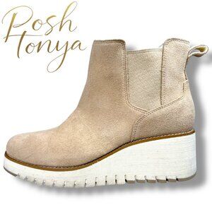 Cole Haan ZeroGrand Suede City Wedge Boots Beige Size 8 Casual Minimalist